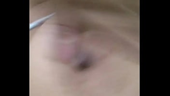 Mostrando meus peitões pro meu macho pelo zap