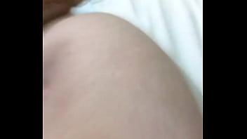 Mostrando meus peitões pro meu macho pelo zap