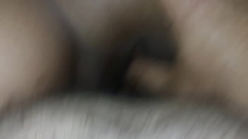 Como le gusta que le de por ahí