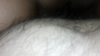 Como le gusta que le de por ahí