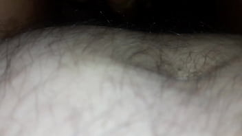 Como le gusta que le de por ahí