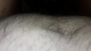 Como le gusta que le de por ahí