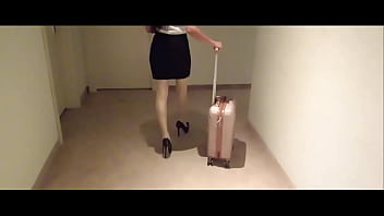 Milf in stockings and heels walks through the corridors of a hoteli returned from a conference where i was a hostess wea