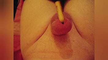 Aaa in penis gesteckt und rausgedrückt