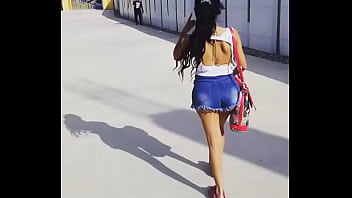 Caminando en shorts