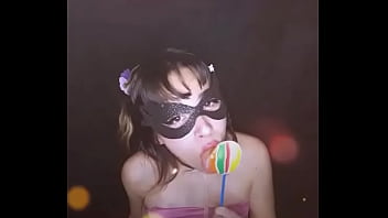 Bonneyuwu 11 46 chupando chupetin