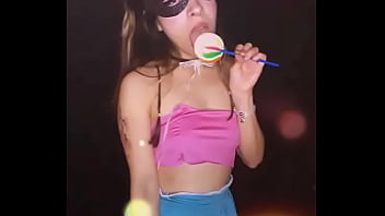 Bonneyuwu 11 46 Chupando Chupetin thumbnail