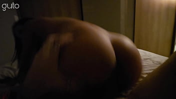 Tarde da noite e a putinha rabuda da ananda só quer gozar creampie scene