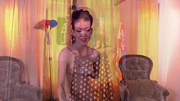 Amai liv & kandy kummings self shot webcam strip tease