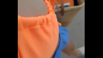 Voy a broncearme pero creo que es mejor sin top #diadeplaya #martes #exhibicionismo #bikini #bubbies