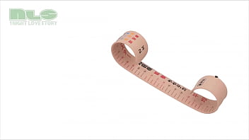 気になるサイズをコッソリチェック！ワンタッチの板バネ式でラクラク