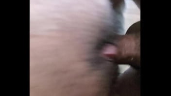 Se le moja demasiado el coño