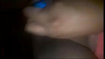 Esposa de tocache gozando dildo grande en cuatro por la pusa parte 3