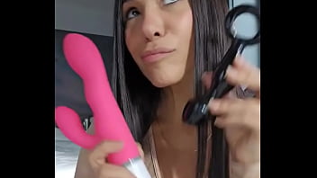 Today i have two toys with me that i would try come in my fan club and choose which one⬇️ link in comments