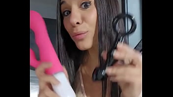 Today i have two toys with me that i would try come in my fan club and choose which one⬇️ link in comments