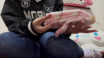 学校から帰宅中からオナニーしたくて。やっと家でオナニーできてスッキリする女子◯生。