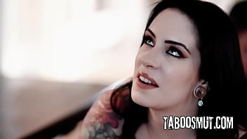 Gold Digger Girlfriend Getting Analed By Boyfriend And His Stepdad thumbnail