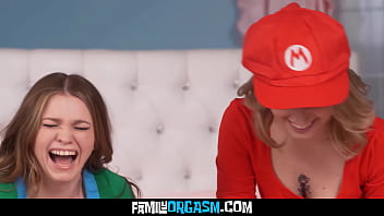 Luscious teens stream with their brothers for their viewers