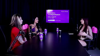 Gostava de se exibir desde nova por ser bem safada gosta de fazer sexo anal por sentir mais tesão e a situação na cidade karol redxxx watch sheer red