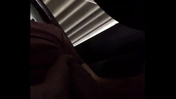 Regalándole oral a mi hombre en el estacionamiento