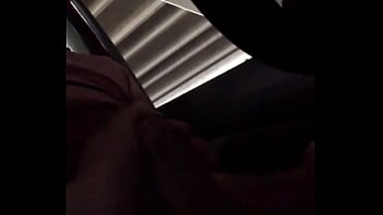 Regalándole oral a mi hombre en el estacionamiento