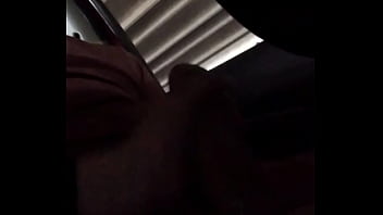 Regalándole oral a mi hombre en el estacionamiento