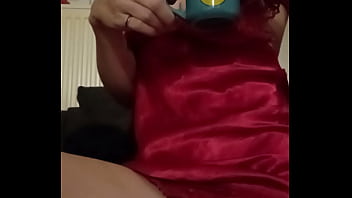 Bonjour mes coquins je vous offre le café