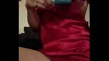 Bonjour mes coquins je vous offre le café