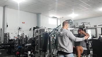 Top 2 exercícios para crescer o peitão