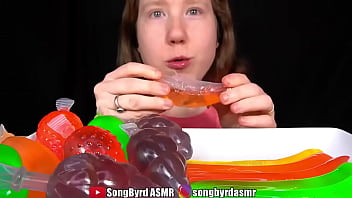Songbyrd eats squirting jelly candies