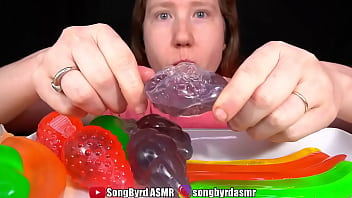 Songbyrd eats squirting jelly candies