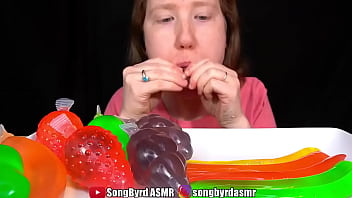 Songbyrd eats squirting jelly candies