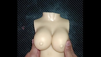 A dolly le duele pero igual le encanta sentirme dentro de su pequeña vagina