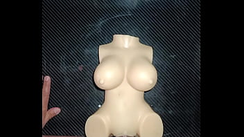 A dolly le duele pero igual le encanta sentirme dentro de su pequeña vagina