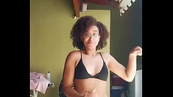 Rabeta pretinha bem linda