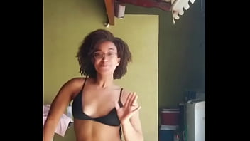 Rabeta pretinha bem linda