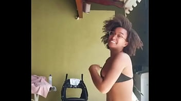 Rabeta pretinha bem linda