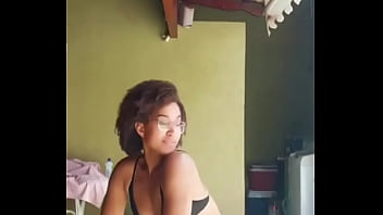 Rabeta pretinha bem linda