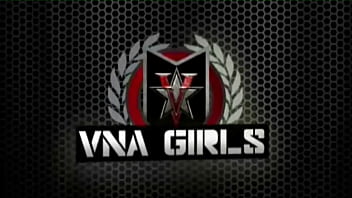 Sara jay & richelle ryan put that big fast toy on her both clits