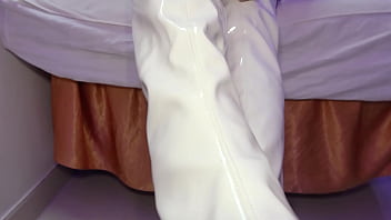 Yanyan white boots Yanyan white boots