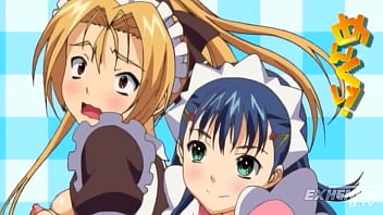 Mi novia me pilla con su mejor amiga y se une a un trío hentai