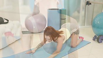 Fit yoga slut leyla mult dp’d by stud trainers gp2192