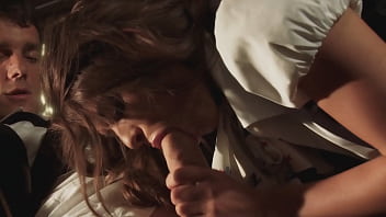 Madelyb marie fucked in airplane