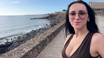 The first date ended with sex eva missed the train and got into his bed