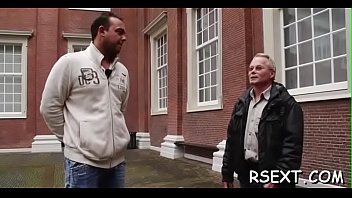 Dinky rams alluring woman goldie's fanny