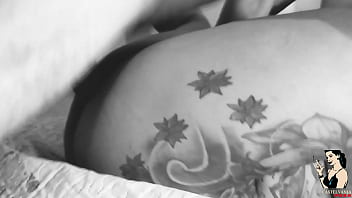 Trailer saleswoman went to deliver order and ended up being mocked