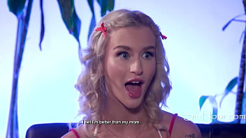 Stepdaughter seduces stepdad with a blowjob proposal