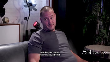 Stepdaughter seduces stepdad with a blowjob proposal