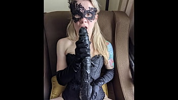 Rockpornallstar looks amazing in black