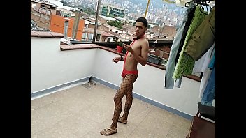 Puta En Casa thumbnail